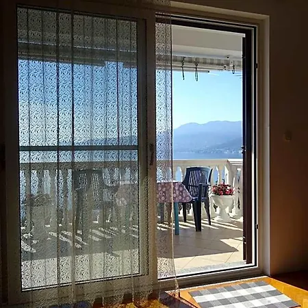 Ξενοδοχείο Lamia Na Uzvisini S Pogledom Na